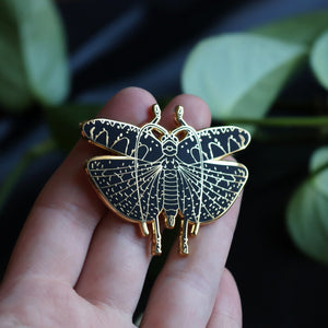 Grasshopper enamel pin